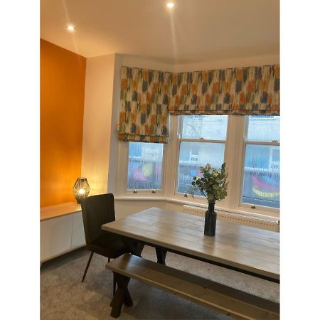 Villa Printer'S Apprentice Pontefract Esterno foto